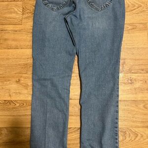 Wrangler Women's Straight Leg Jeans in Medium Blue Denim